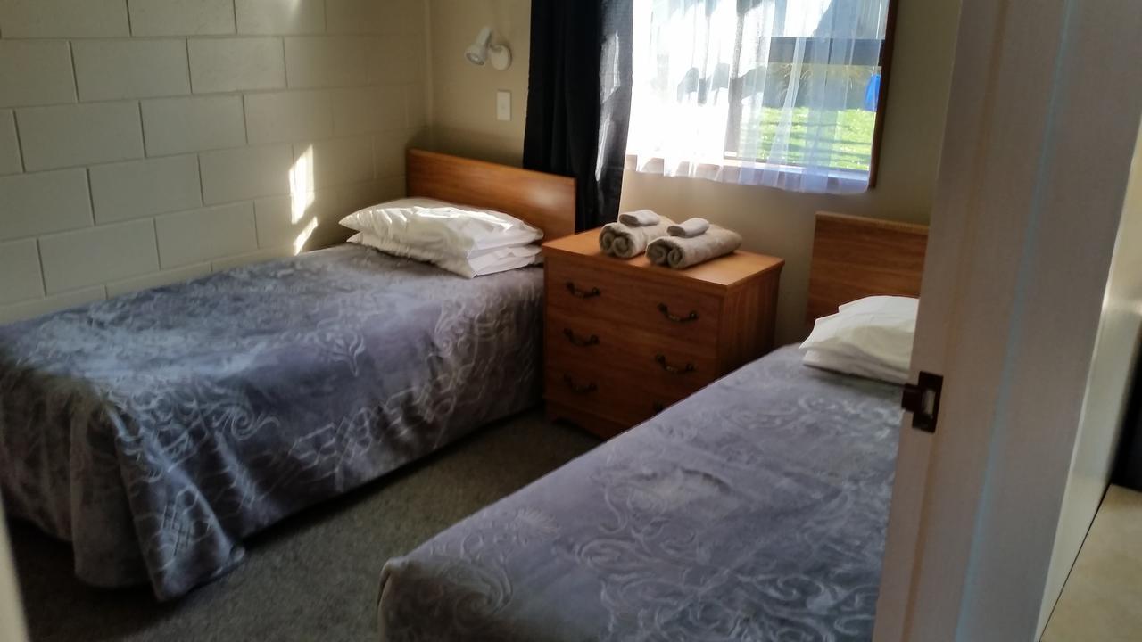 Moeraki Boulders Motel Hampden Экстерьер фото